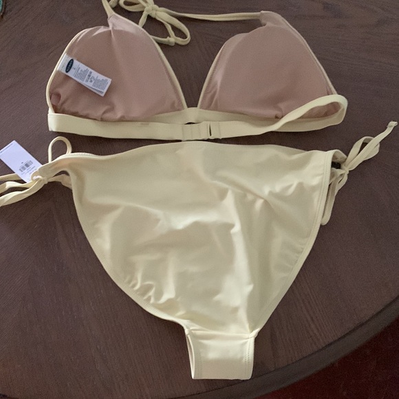 Old Navy Bikini - Medium Bottom - large Top NWT - Picture 8 of 12